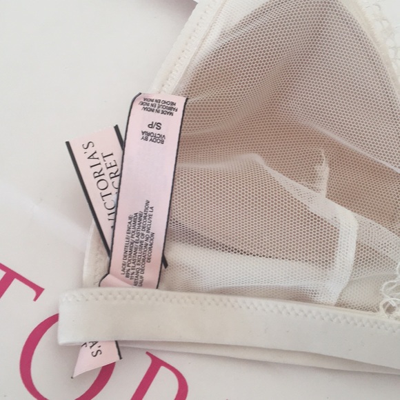 SOLD❌Body By Victoria Secret Front Close Bralette - Picture 6 of 6